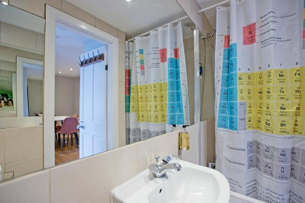 Imperial Hogarth Road Apartment -4Th Floor Лондон Экстерьер фото